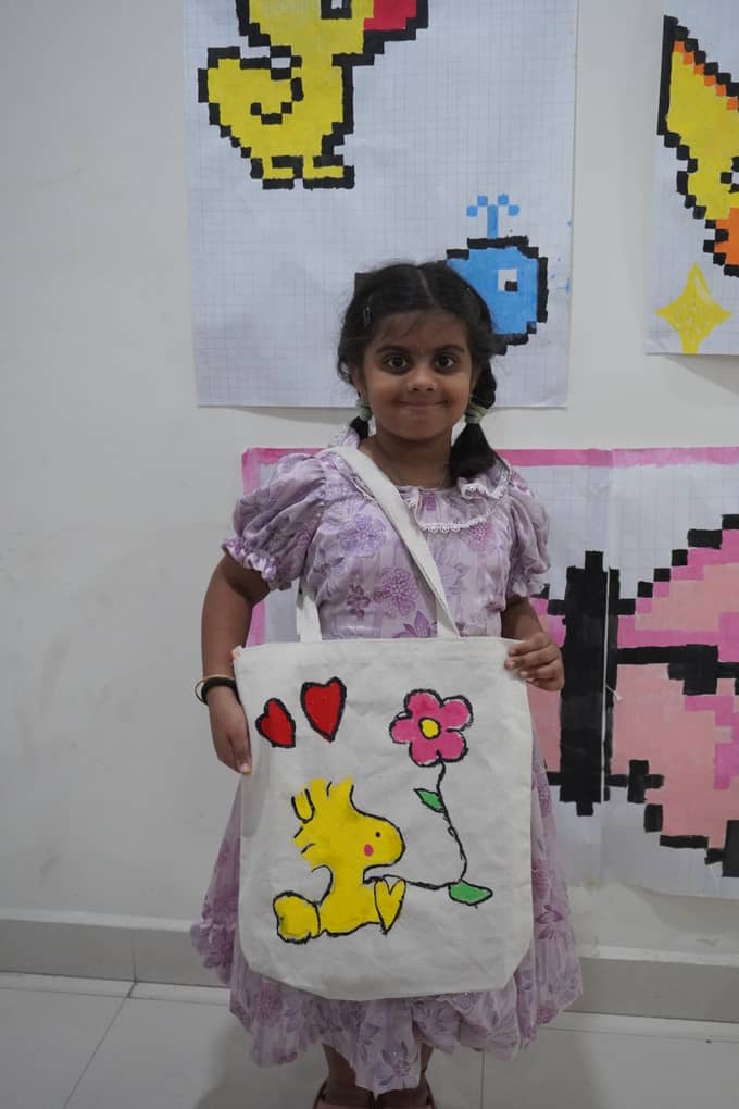 Art Workshop Week · Working photo 100